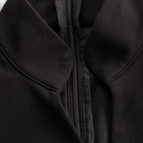 Nora | Verfeinertes Schwarzes Kleid mit Gürtel und Mandarin-Kragen