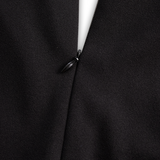 Nora | Verfeinertes Schwarzes Kleid mit Gürtel und Mandarin-Kragen