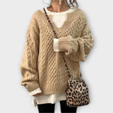 Aurora - Übergroßer Strickpullover mit Zopfmuster